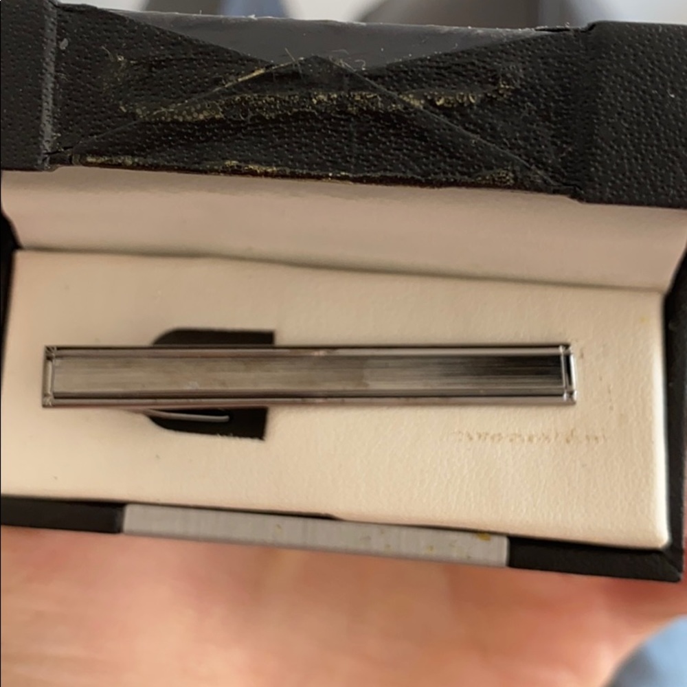 Tie clip
